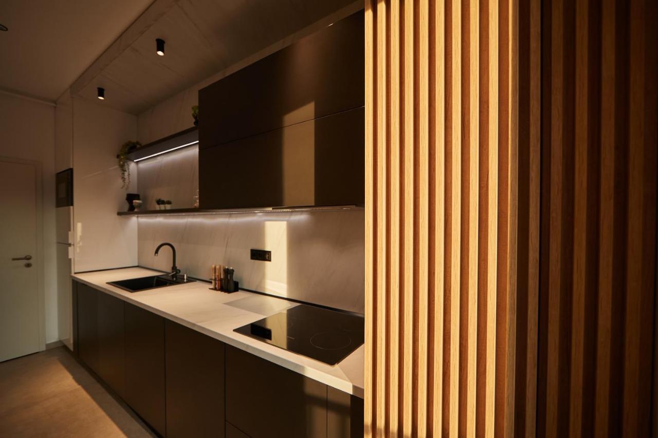 Quiboo Cosmopolit Apartment Brasov Luaran gambar