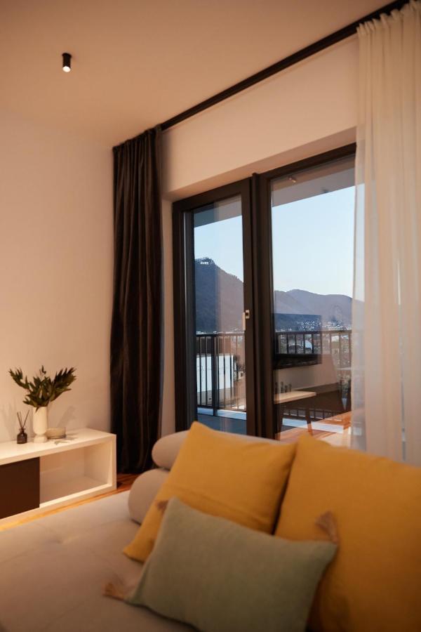 Quiboo Cosmopolit Apartment Brasov Luaran gambar