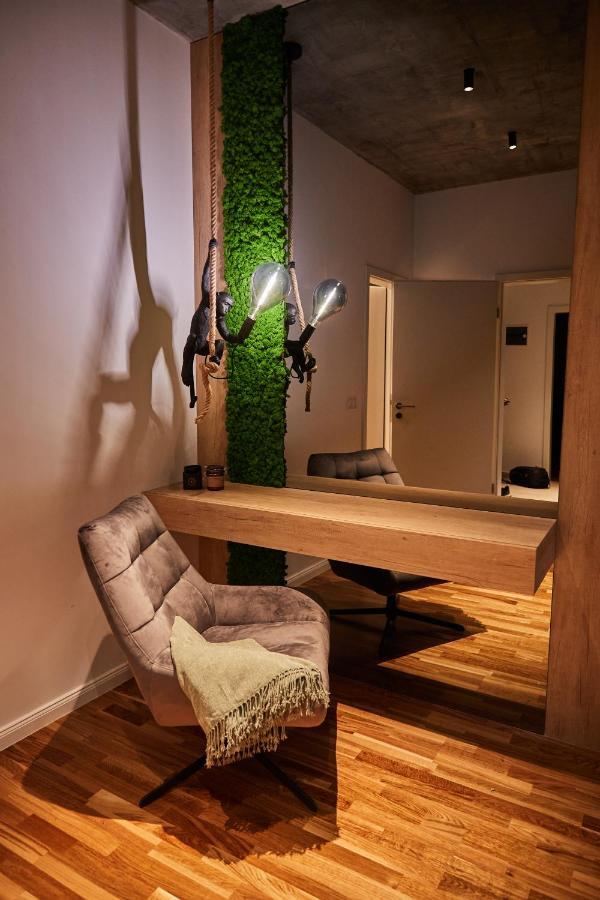 Quiboo Cosmopolit Apartment Brasov Luaran gambar
