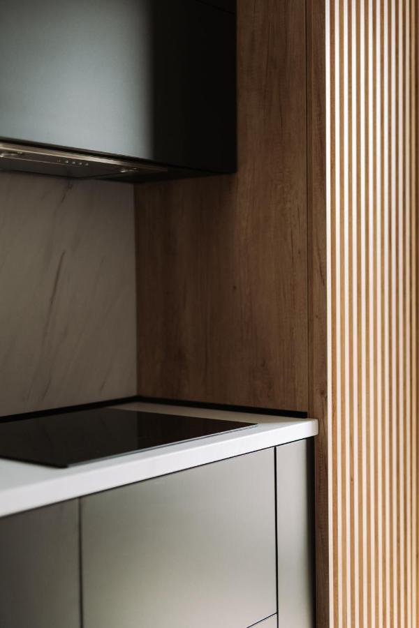 Quiboo Cosmopolit Apartment Brasov Luaran gambar