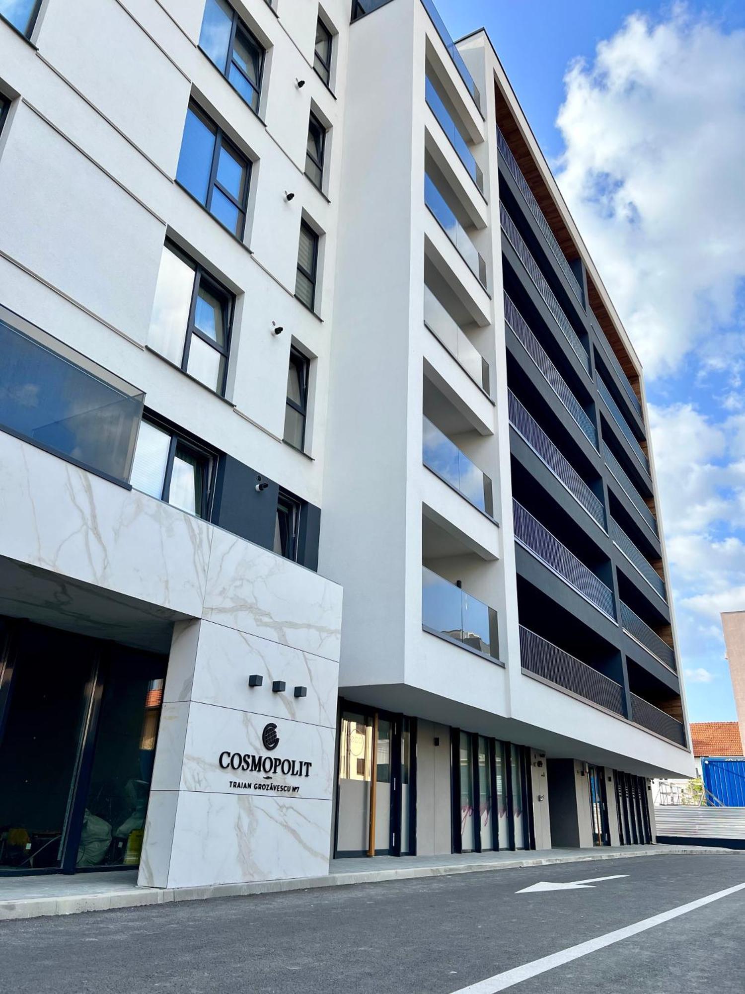 Quiboo Cosmopolit Apartment Brasov Luaran gambar